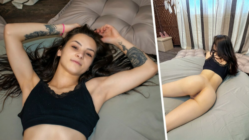 Zoe Foxxy - Amateur brunette teen plays her pussy like a banjo preview
