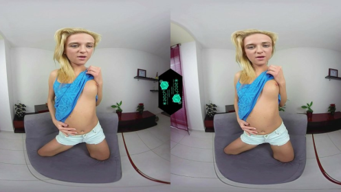 Vinna Reed Solo: Golden Dildo Blonde Action preview