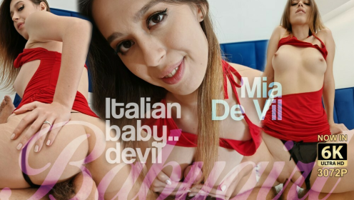 Mia de Vil in Fiery Italian VR Passion preview