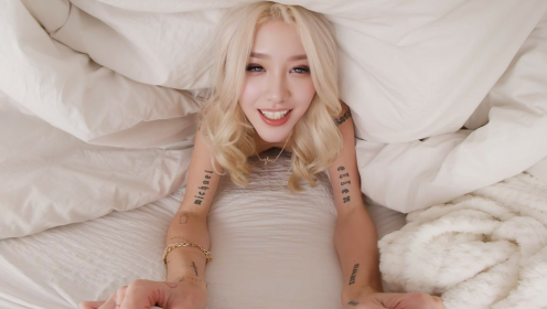 Whitney Malone in Wild Switcheroo VR Action preview