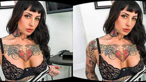 Jessie Lee in Sexy Stepmom VR Fantasy preview