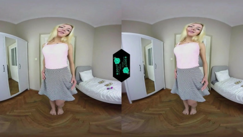 Victoria Puppy: Stunning Blonde Solo Show in VR preview