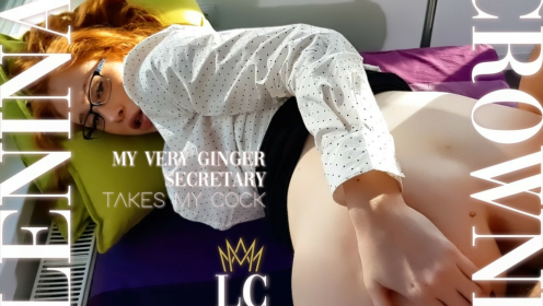 Lenina Crowne: Ginger Secretary Seduction VR preview