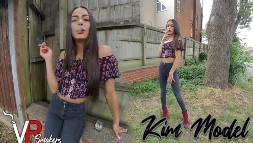 Kim Model Dark Jeans preview