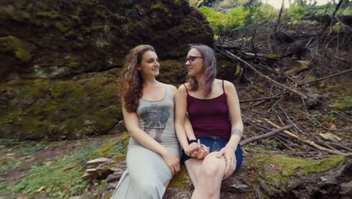 Endza & Sierra Cirque Intimate Interview preview